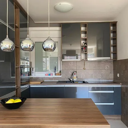 Modern Ofi Apartamento *